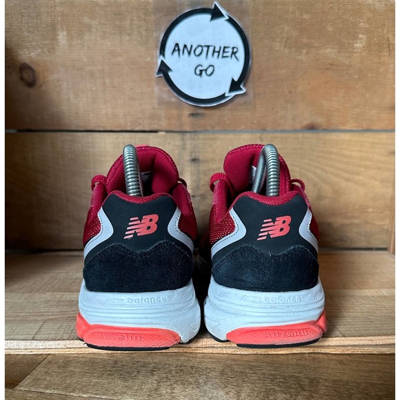 Women’s New Balance 888 V2 Athletic Running Shoes Sneakers Size 8.5 (7Y) Maroon - Picture 6 of 12